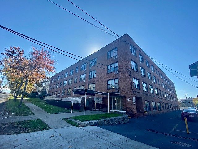 1st image of 47 Davis Ave APT 2D