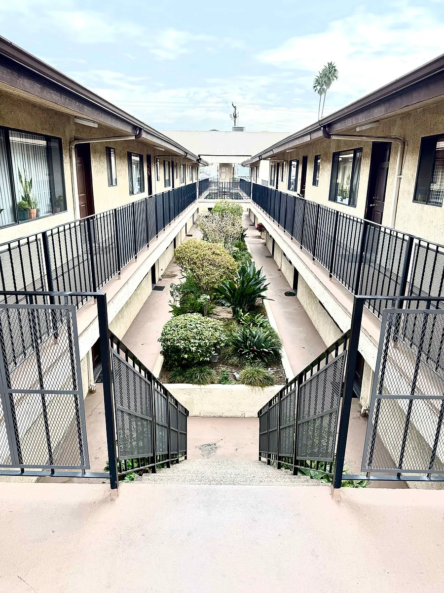 Building Photo - BGP Harvard Apartments LLC