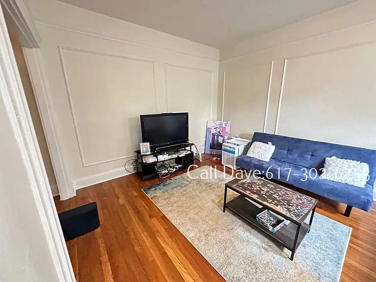 70 Chiswick Rd #1 — Photo 5