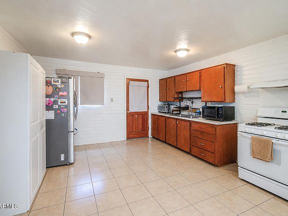 5th image of 5510 S 13TH Way