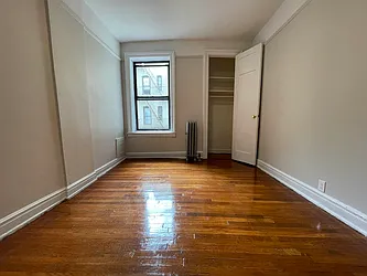 Rented by Hillel Realty Group