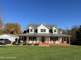 446 Masters Ln, Taylorsville, KY 40071