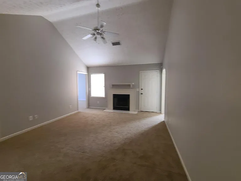 5009 Mint Dr — Photo 5