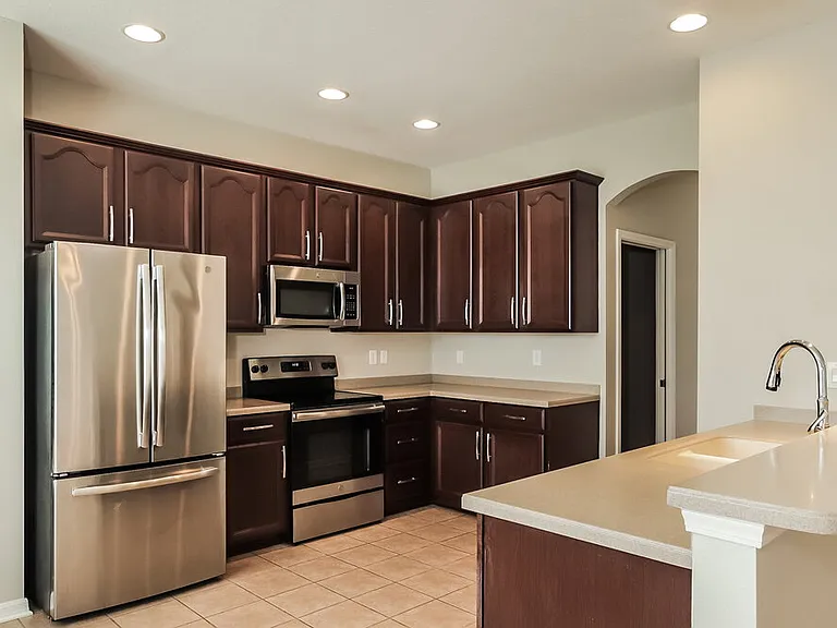 1119 Windton Oak Dr — Photo 9