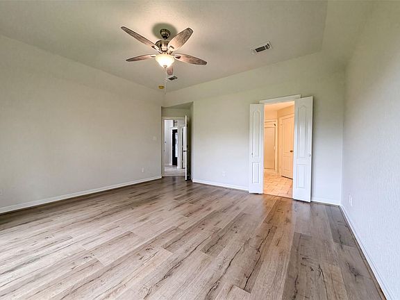 4th image of 66 Tangerine Ct