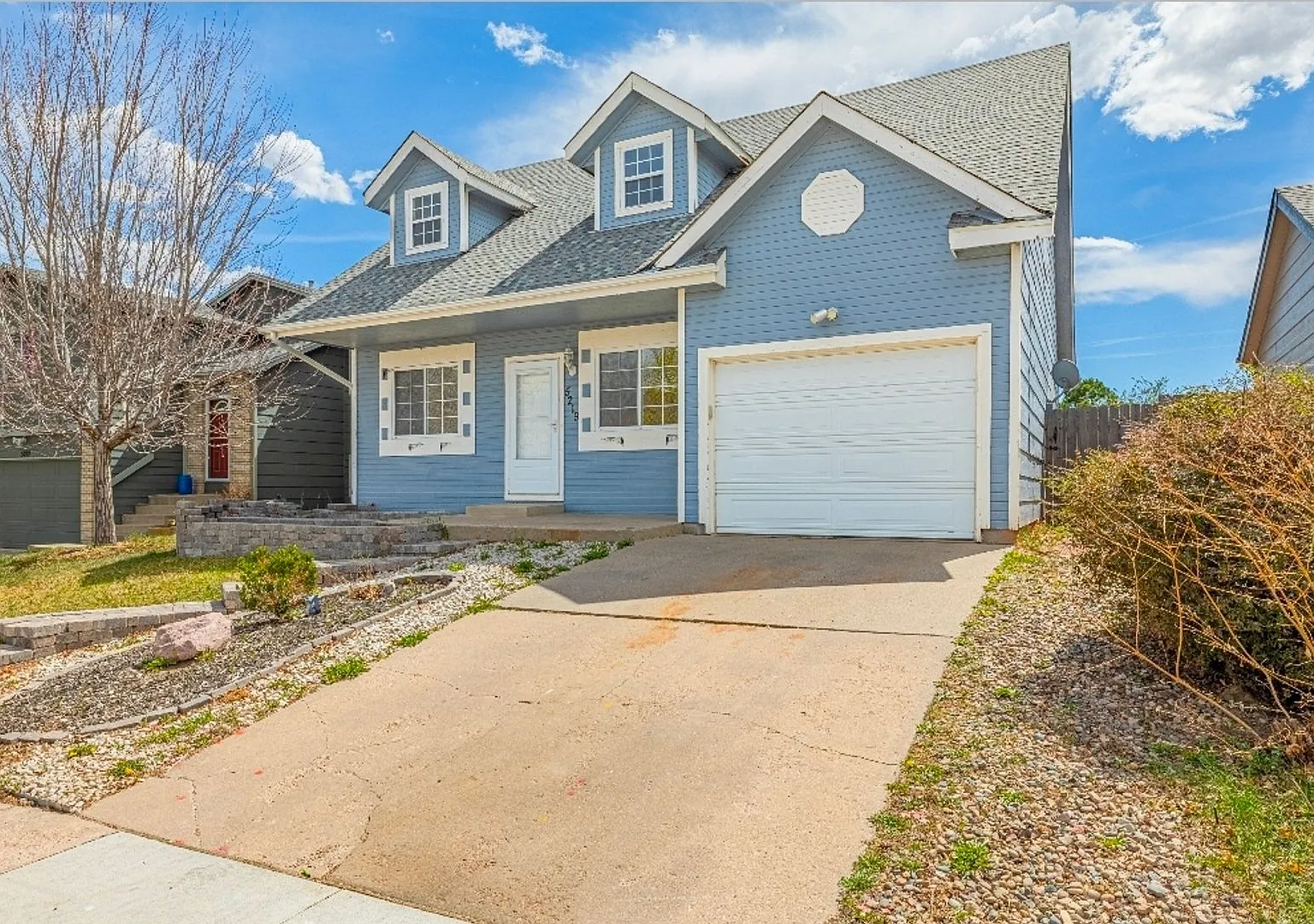 Beautiful 3 Bed 2 Bath Home In 80923!! — Photo 3