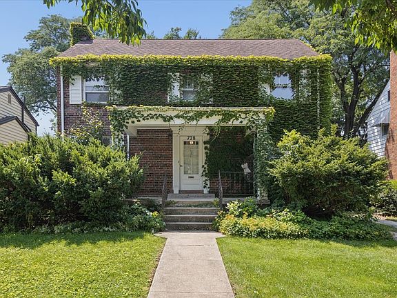 2nd image of 728 S Ashland Ave