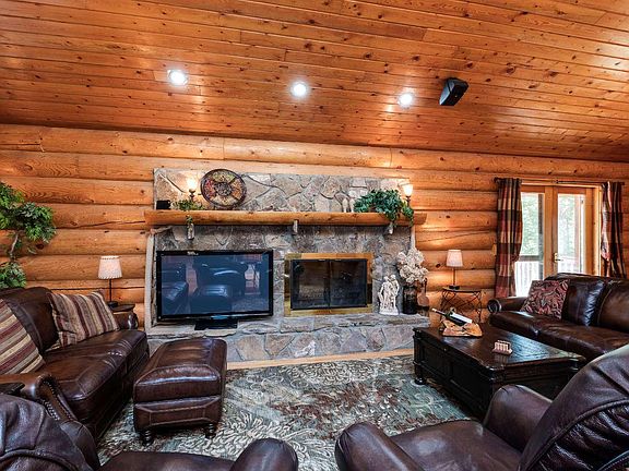 5th image of 132 Haven Ln