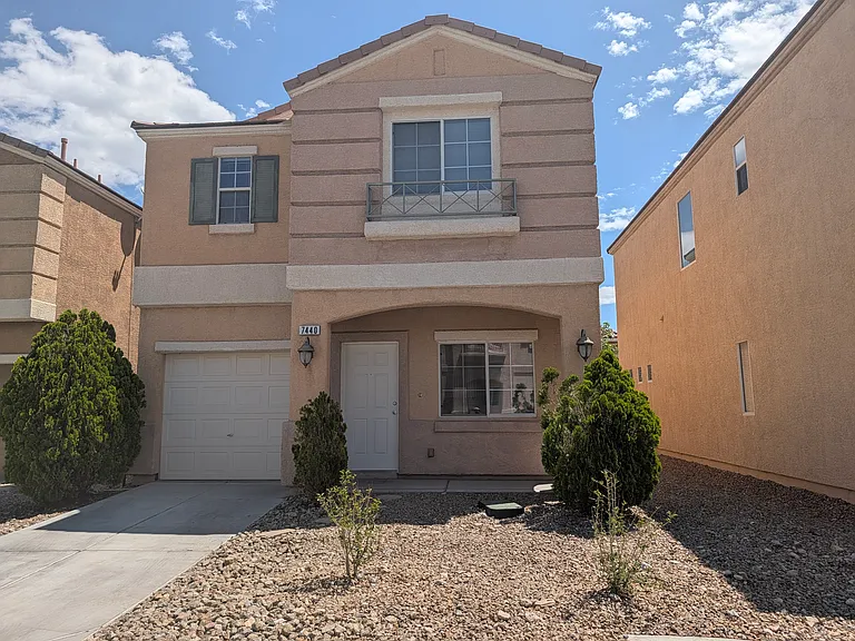 7440 Castillo Peak St — Photo 4