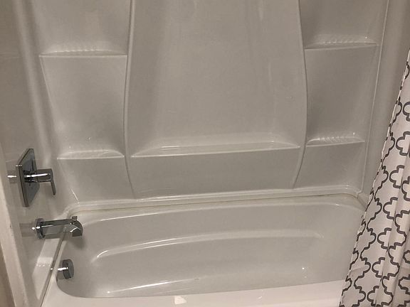 Tub