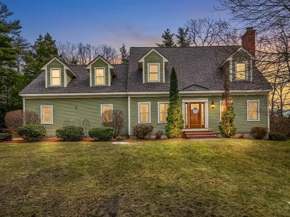 71 Deerwood Hollow, Chester, NH 03036