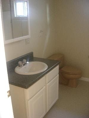 4th image of 234 S SAN MANUEL AVE