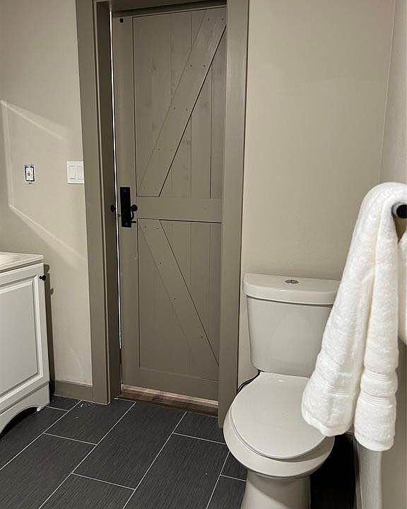 1st image of 105 W Clark St #1