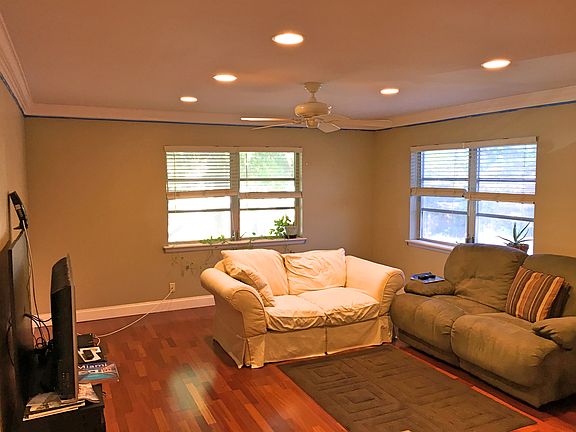 5th image of 1950 N Andrews Ave APT 217D