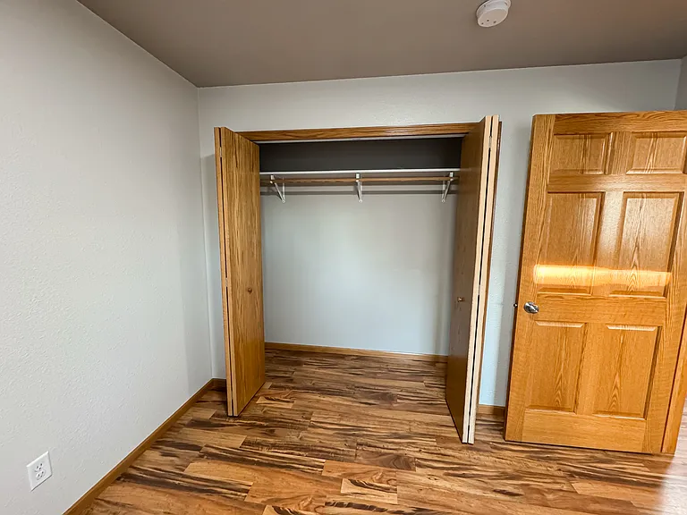 117 W Main St — Photo 54