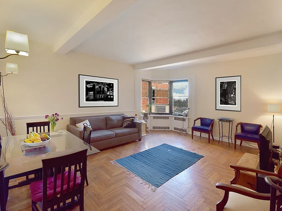 1st image of 72 Park Ter W #E8x