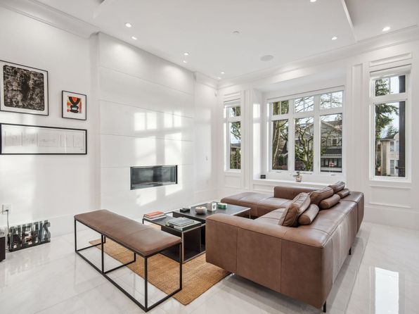 5 bedroom rental in Vancouver — photo 2