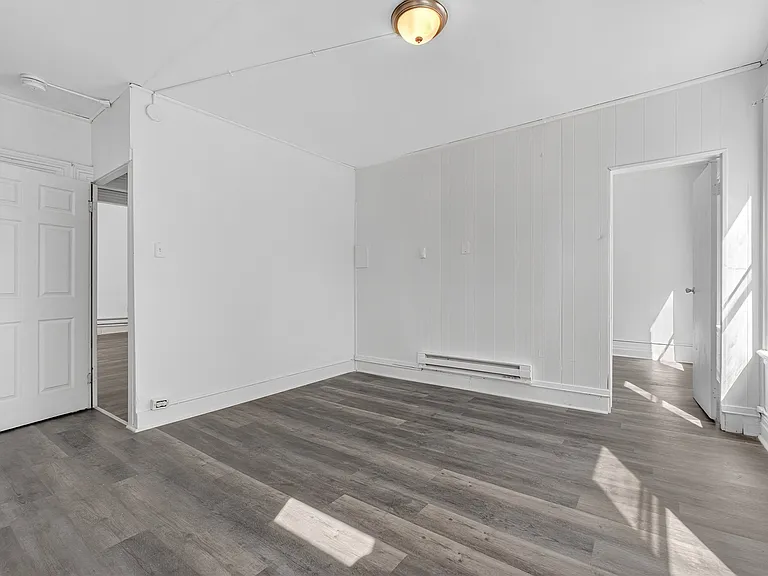 49 S Hamilton St #2 — Photo 15