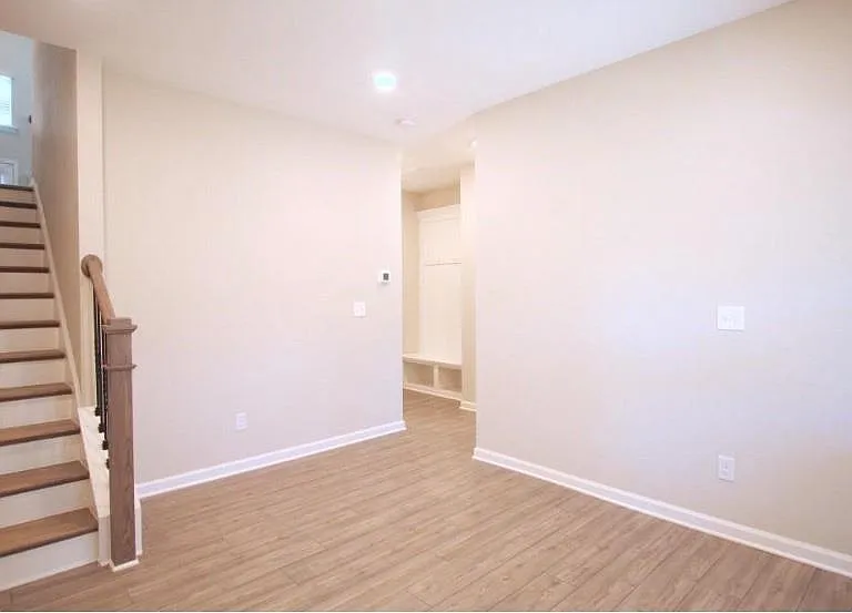4373 Valtek Ct — Photo 27