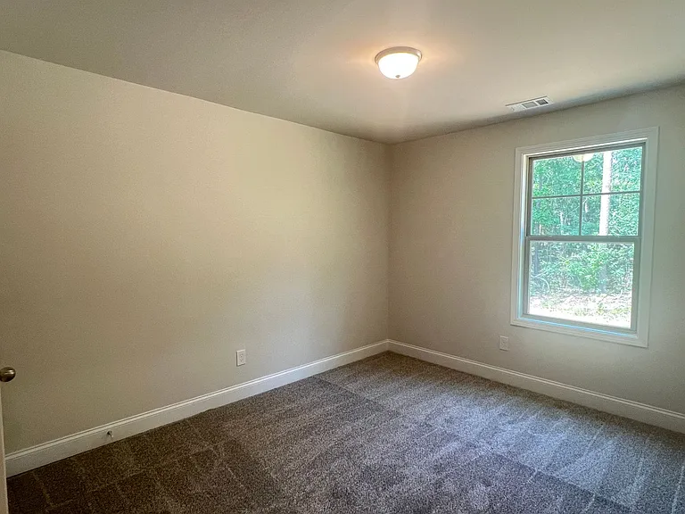 176 Country World Dr — Photo 16