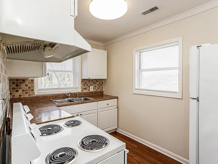 4212 Ivy Ave — Photo 7