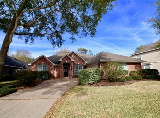 1415 Poplar Ln, Seabrook, TX 77586