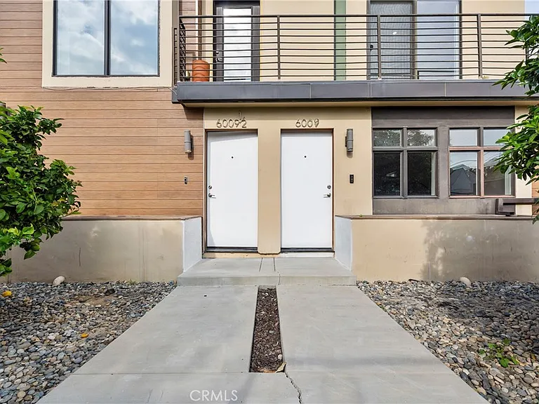 6009 1/2 Barton Ave #6009 — Photo 28
