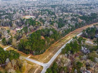 235 Lake Commons Ct, Huffman, TX 77336
