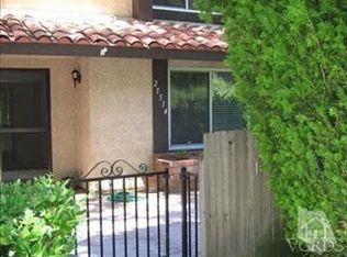 27514 Rondell St, Agoura Hills, CA 91301