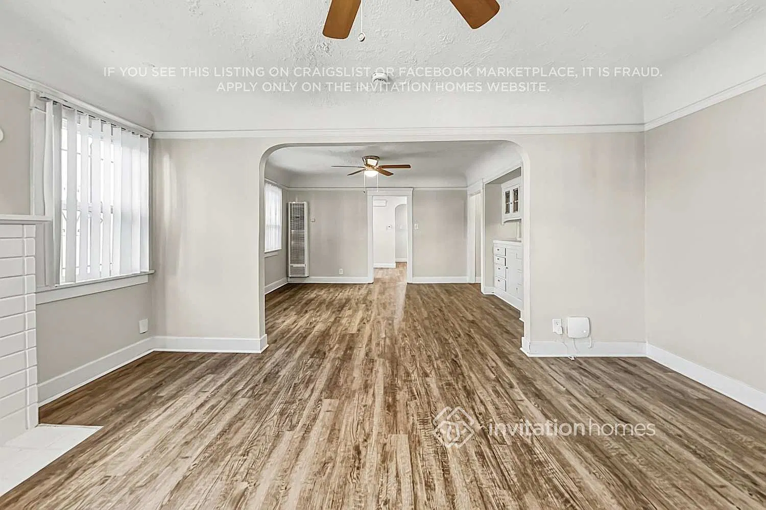 2048 W 65th Pl Los Angeles, CA 90047 — Photo 4