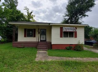 526 Lawyers Ln, Columbus, GA 31906