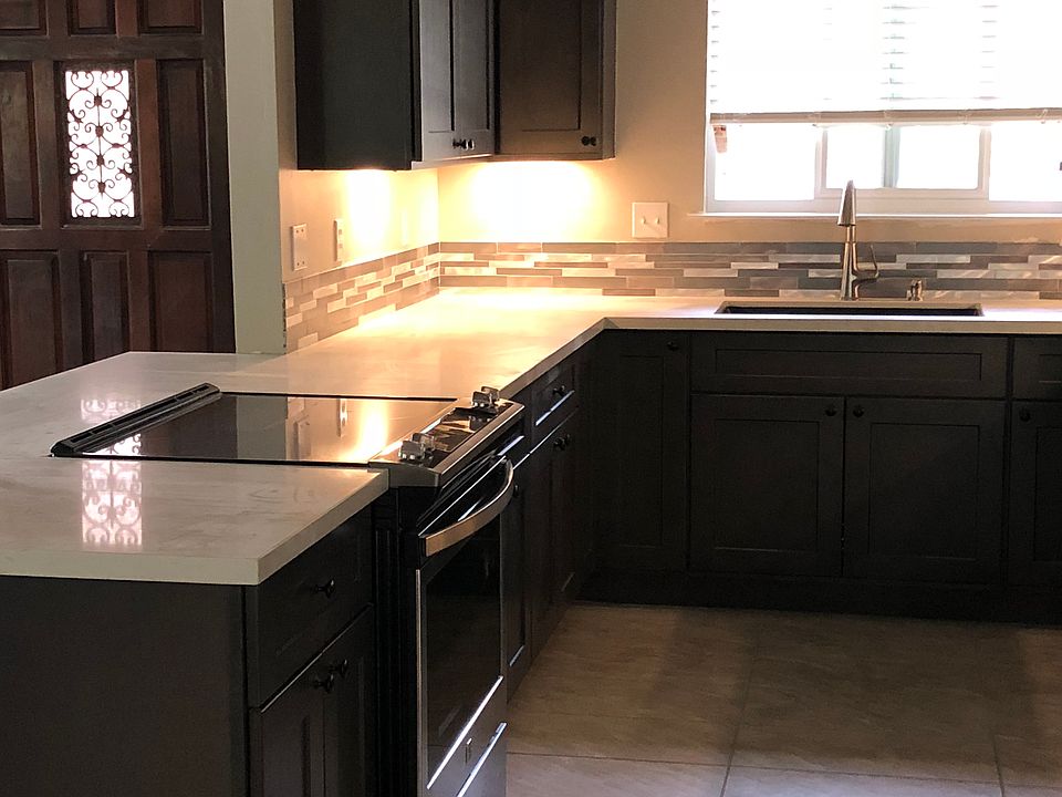 1st image of 3198 Gerle Ave