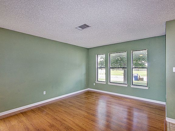 4th image of 17628 Dansworth Dr