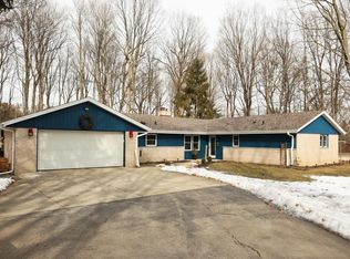 S37W26650 Velma Dr, Waukesha, WI