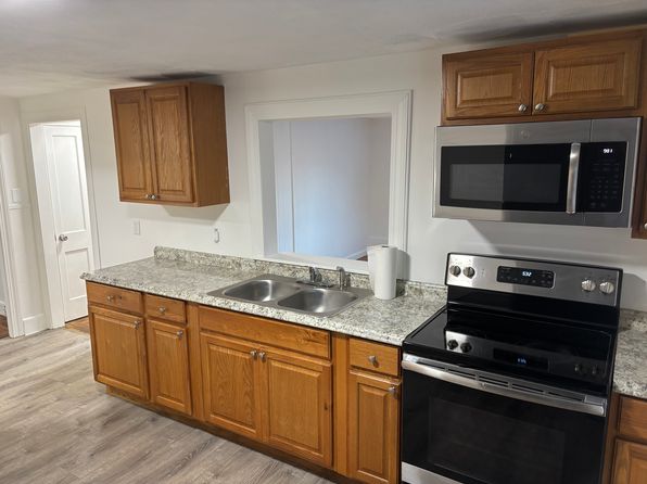 682 Putnam Pike #1