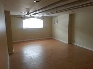 4037 W Oakdale Ave, Chicago, IL 60641
