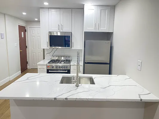 Rented by Nathan Joseph & Associates Inc. | media 3
