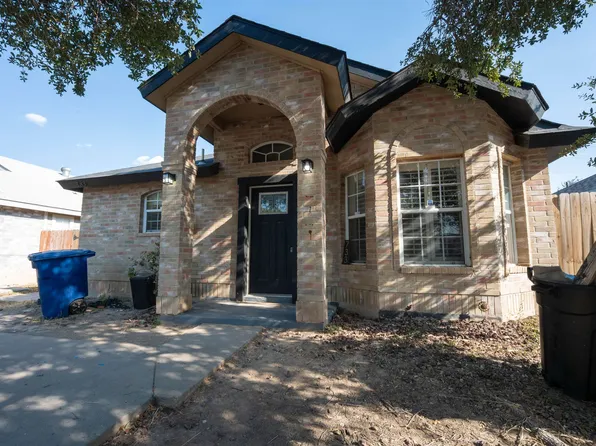 733 Snake Dr, Laredo, TX 78045