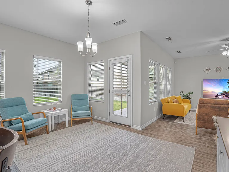 1506 Sombras Dr — Photo 9