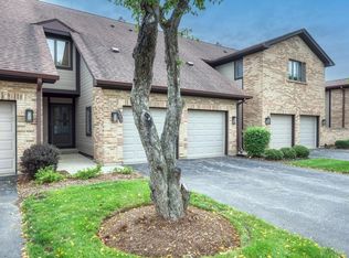 1753 Pebble Beach Dr, Hoffman Estates, IL