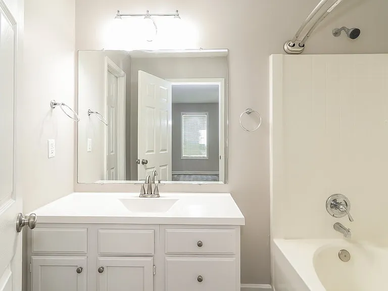 525 Hillcrest Cross Rd — Photo 15