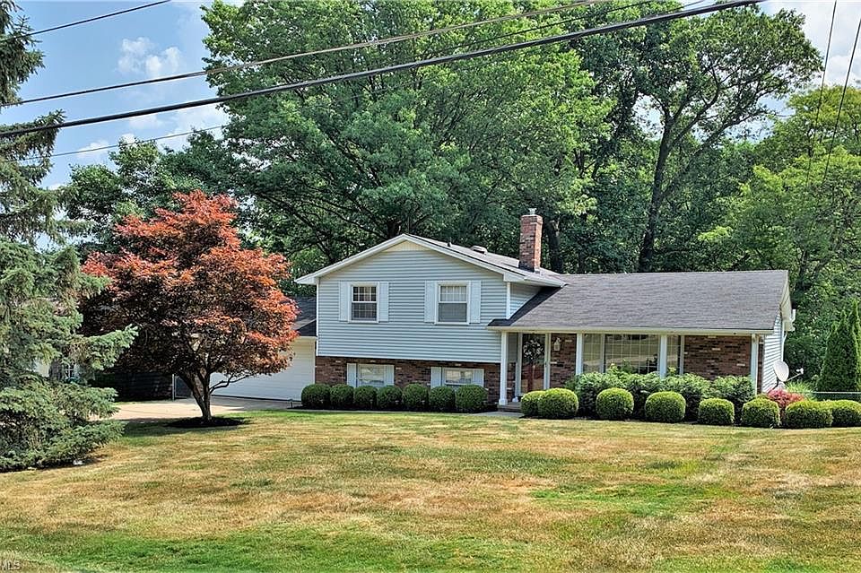 1st image of 7711 Edgewood Ln
