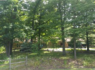 2964 Robinson Rd SE, Grand Rapids, MI 49506