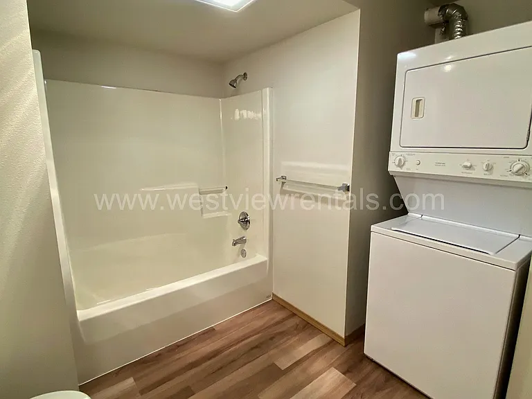 139 Prince Ave #304 — Photo 14
