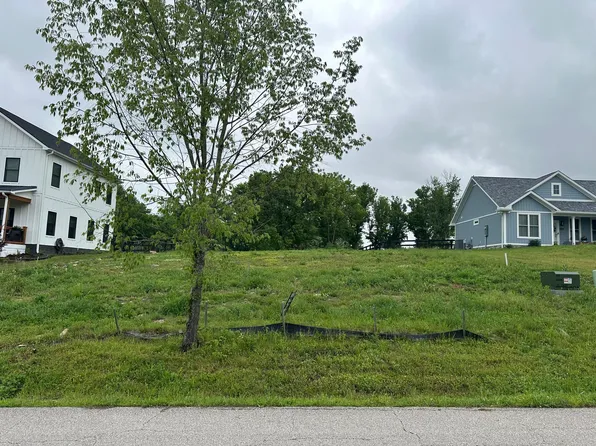 275 Northside Dr, Midway, KY 40347