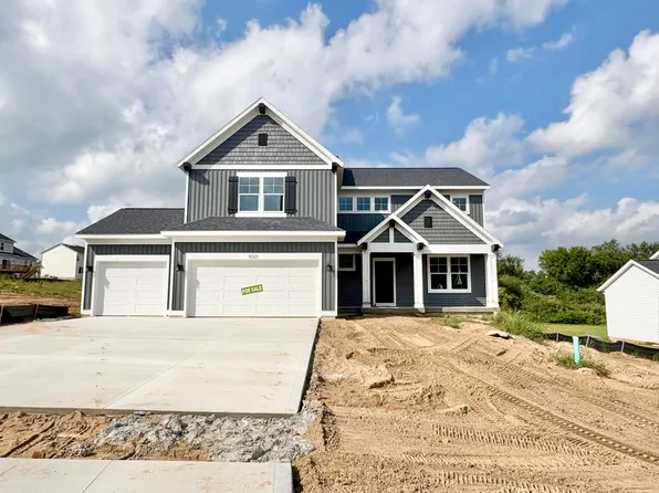 8321 Kettle Oak Dr SE, Alto, MI 49302