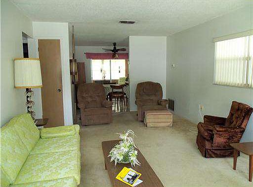 3rd image of 4986 Marigold Pl