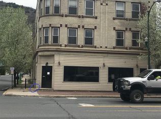 284 Delaware Ave, Palmerton, PA 18071