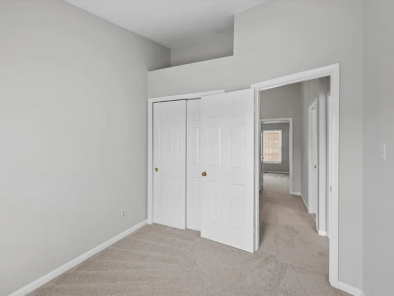 299 S Pickett St — Photo 25