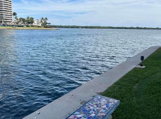 36 Yacht Club Dr APT 302, North Palm Beach, FL 33408